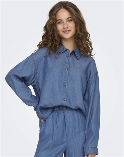 Only - Charis Life Skjorte - Medium Blue Denim 